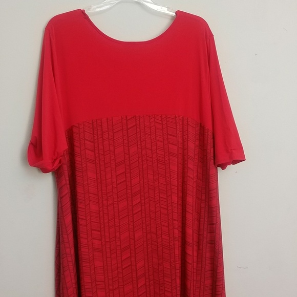 Woman Within Red Dress - Picture 4 of 4